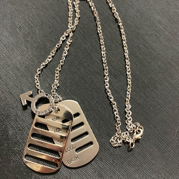 Jewelry - Unisex NEW medical ID/Dog tags with chain. “I ❤️ u forever” attached pendant.